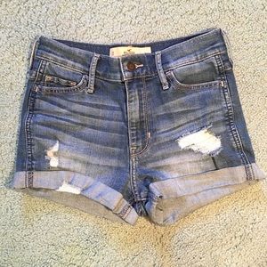 Hollister High Rise Short Shorts